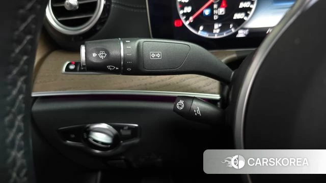 Mercedes-Benz E-Class W213 id 4232149 из Кореи 19