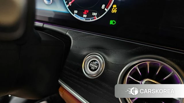 Mercedes-Benz E-Class W213 id 4604726 из Кореи 18