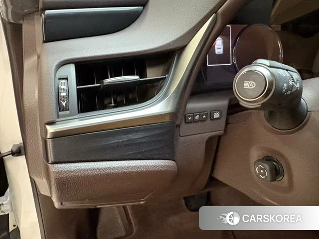 Lexus ES id 4276674 из Китая 19