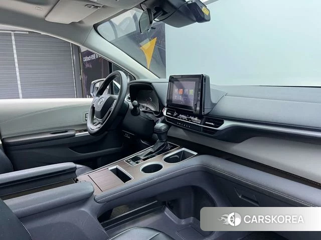 Toyota Saina id 4263432 из Китая 19