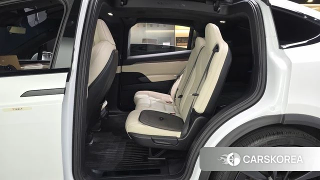 Tesla Model X id 4854338 из Кореи 19