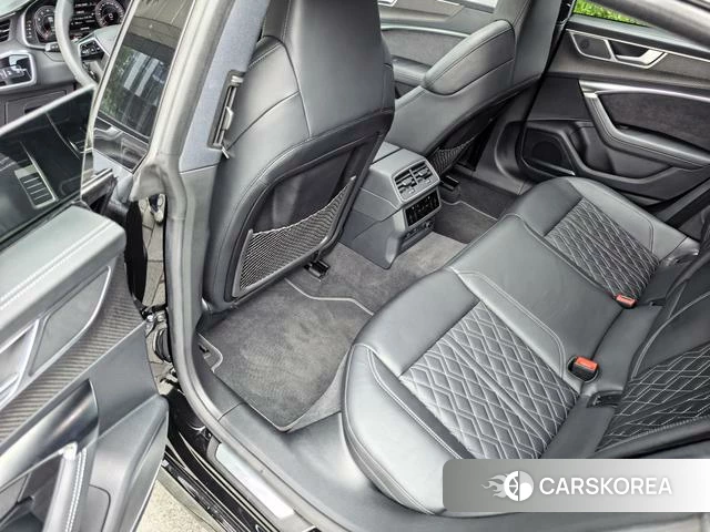 Audi A7 id 4359495 из Китая 19
