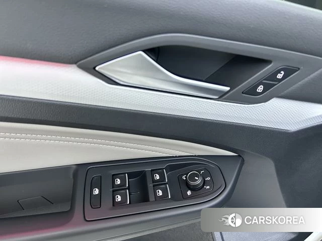 Volkswagen Golf id 4278106 из Китая 19