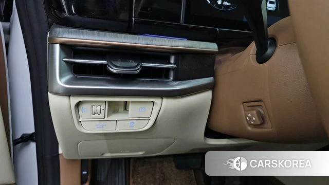 Hyundai Grandeur (GN7) id 4243768 из Кореи 19