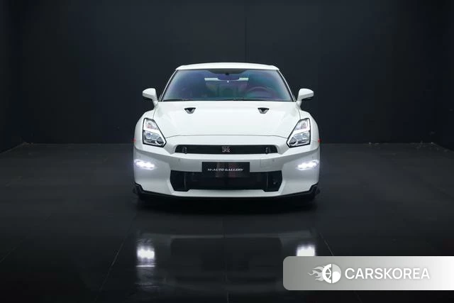 Nissan GT-R id 4333928 из Китая 19