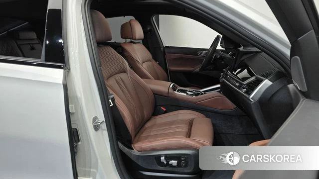 BMW X6 (G06) id 4649723 из Кореи 19