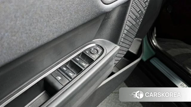 Mini Cooper C 4th generation id 4407835 из Кореи 19