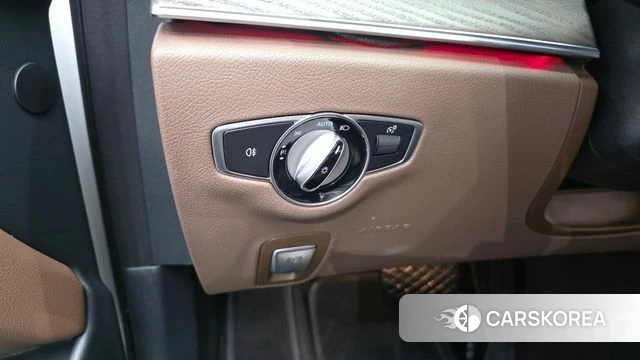 Mercedes-Benz E-Class W213 id 4651240 из Кореи 19