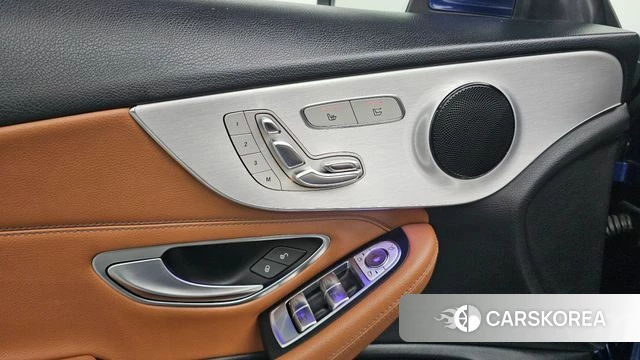 Mercedes-Benz C-Class W205 id 4294632 из Кореи 19