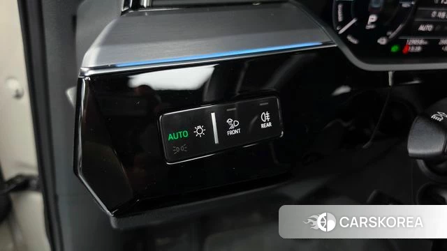 Audi e-Tron id 4736922 из Кореи 19