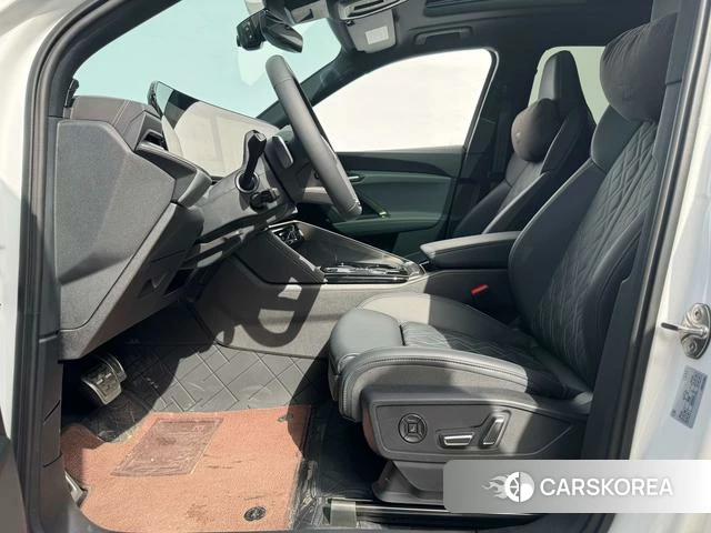 Audi Q5L id 4205717 из Китая 19