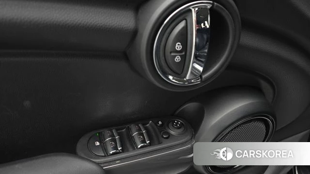 Mini Cooper id 4593916 из Кореи 19