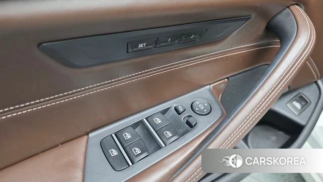 BMW 5 Series (G30) id 4304804 из Кореи 19
