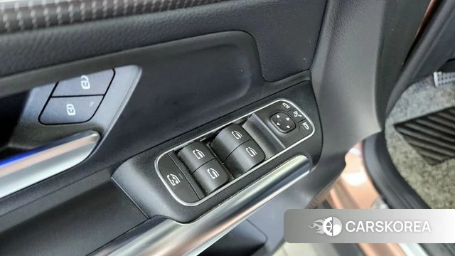 Mercedes-Benz EQA H243 id 4337758 из Кореи 19