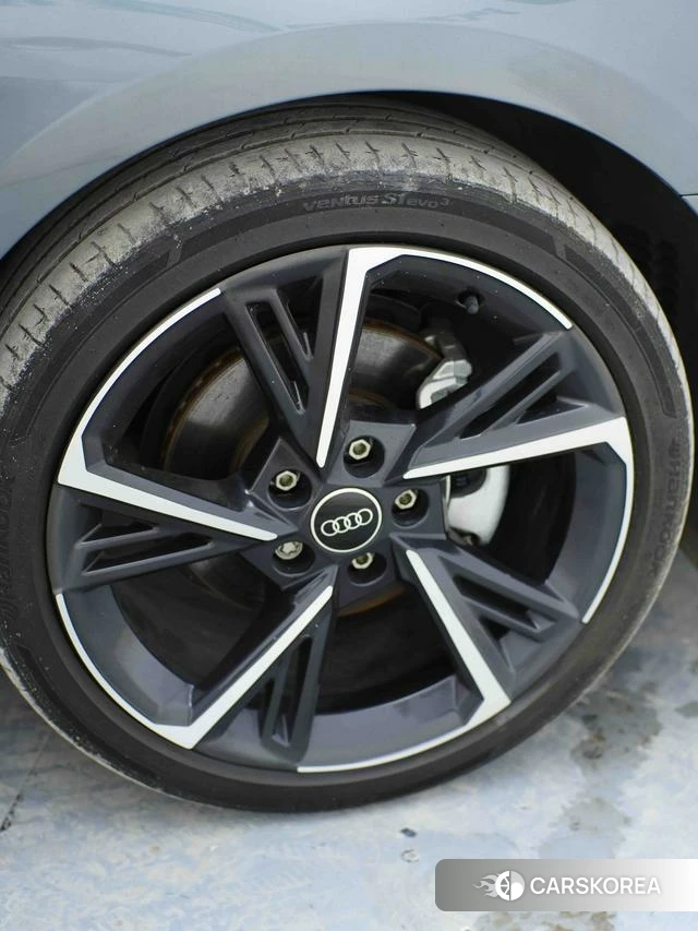 Audi A3 id 4392069 из Китая 19