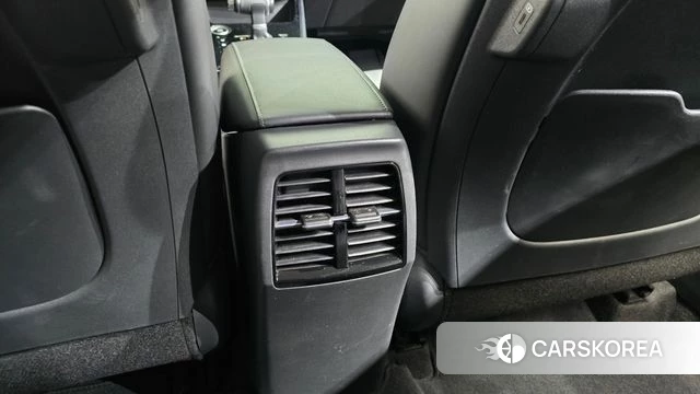 Kia Di Ol Nu Niro id 4500690 из Кореи 19