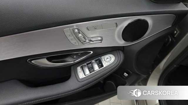 Mercedes-Benz C-Class W205 id 4780457 из Кореи 19