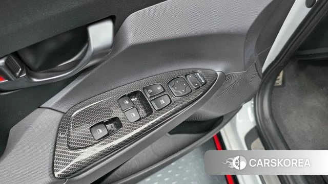 Hyundai Veloster (JS) id 4447704 из Кореи 19