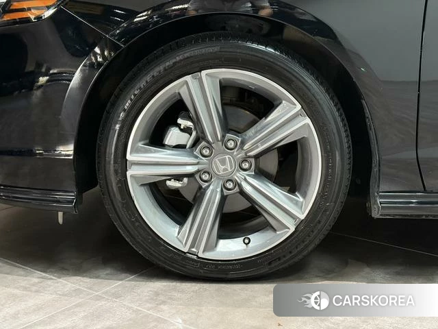 Honda Accord id 4260278 из Китая 19