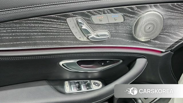 Mercedes-Benz E-Class W213 id 4267474 из Кореи 19