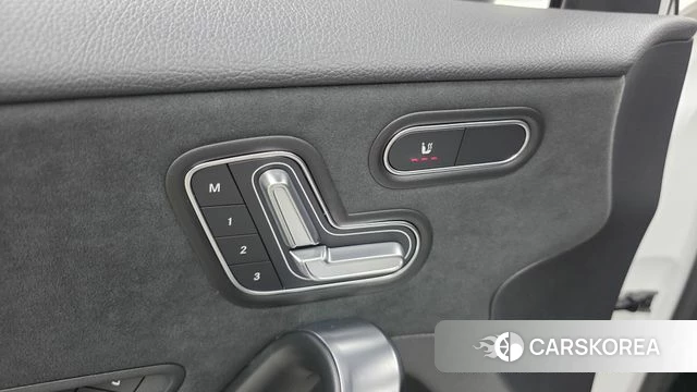 Mercedes-Benz A-Class W177 id 4571103 из Кореи 19