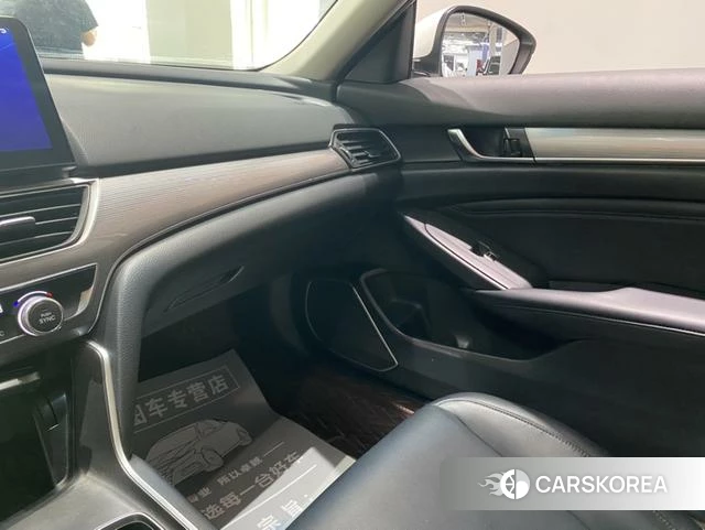 Honda Accord id 4299858 из Китая 19