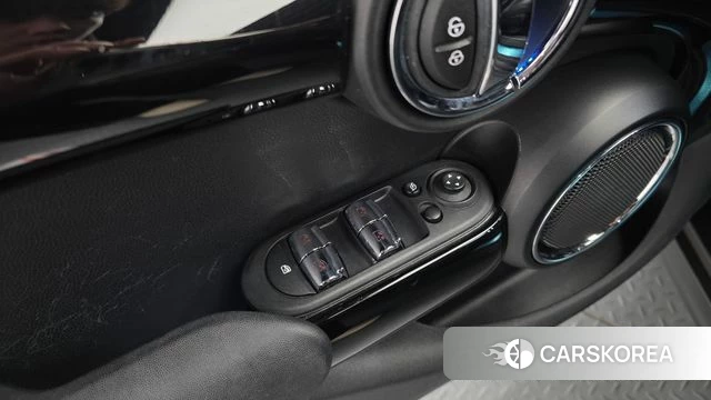 Mini Cooper S id 4310564 из Кореи 19
