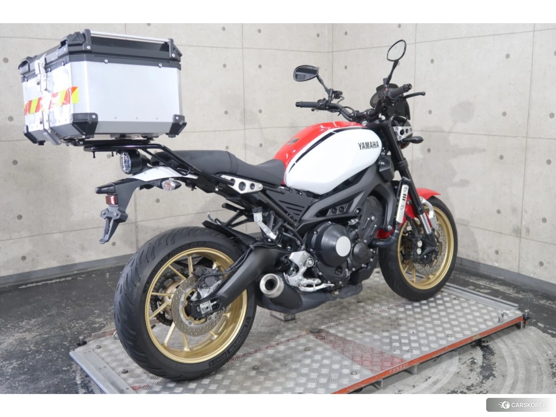 Yamaha XSR900 id 3946691 из Японии 19