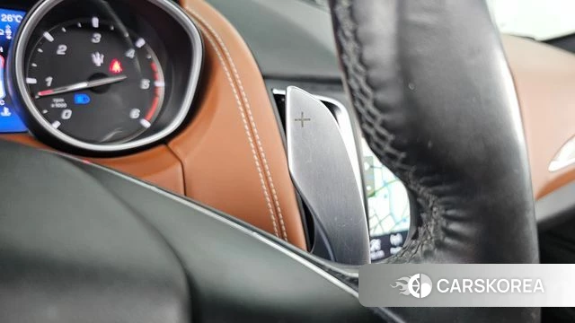 Maserati Levante id 4362572 из Кореи 19