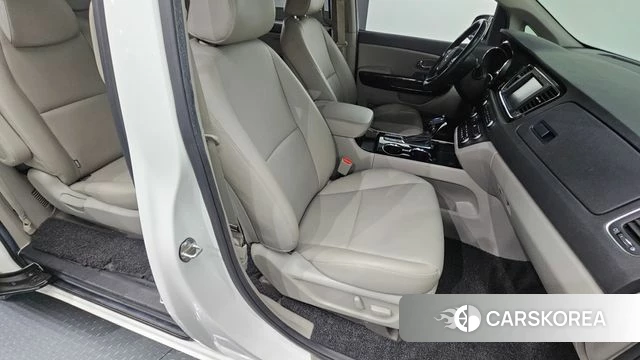 Kia The New Carnival id 4895167 из Кореи 19