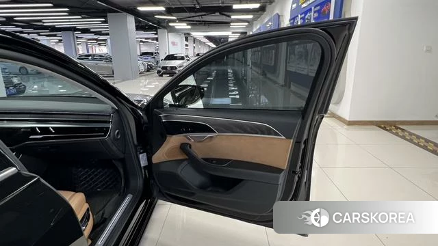 Audi A8 id 4259413 из Китая 19
