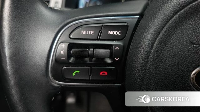 Kia Niro id 4305064 из Кореи 19