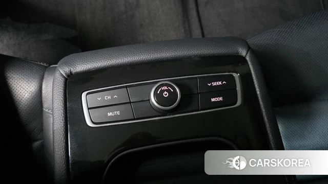 Kia Come New K7 id 4508498 из Кореи 19