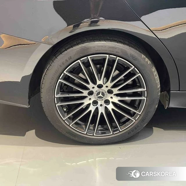 Mercedes-Benz Class C id 3939245 из Китая 19