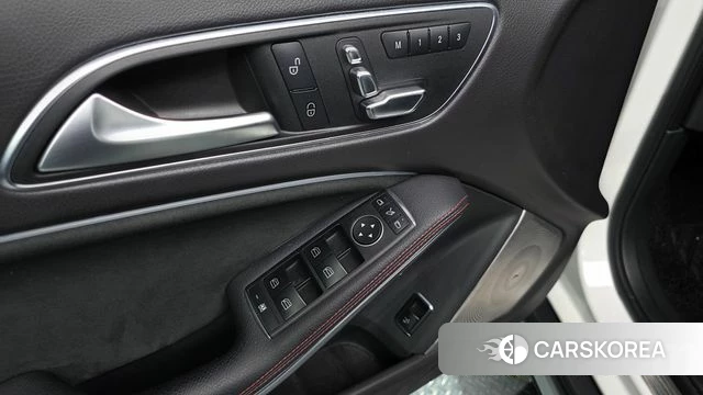 Mercedes-Benz GLA-Class X156 id 4403443 из Кореи 19