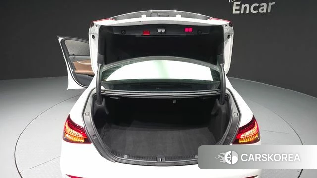 Mercedes-Benz E-Class W213 id 4793802 из Кореи 19