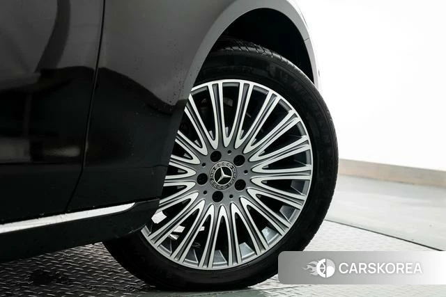 Mercedes-Benz E-class id 4263539 из Китая 19
