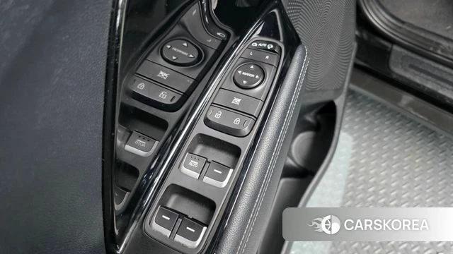 Kia Niro id 4285616 из Кореи 19