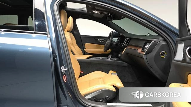 Volvo V60 Cross-Country 2nd Generation id 4416138 из Кореи 19