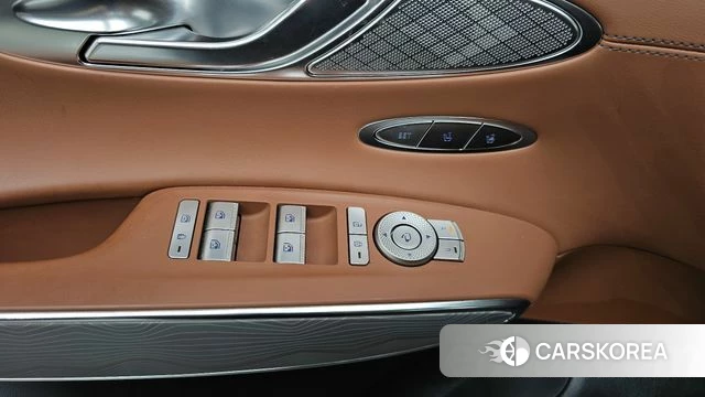 Genesis GV70 id 4692175 из Кореи 19