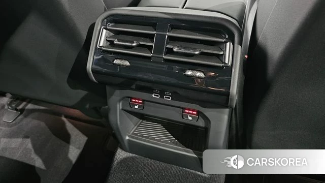 BMW 5 Series (G60) id 4655360 из Кореи 19