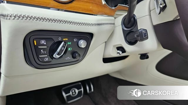 Bentley Bentayga id 4624298 из Кореи 19