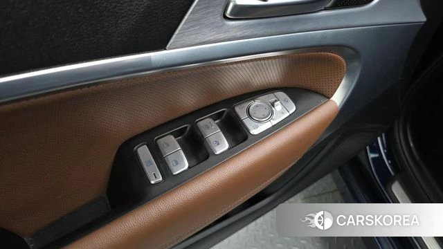 Genesis G70 id 4837316 из Кореи 19