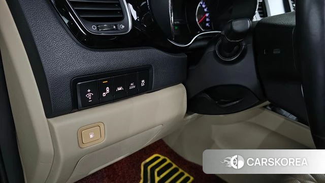 Kia The New Carnival id 4508442 из Кореи 18