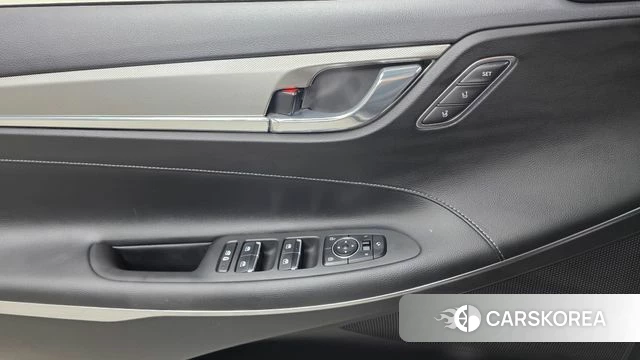 Hyundai The New Grandeur IG id 4774740 из Кореи 19
