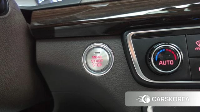 Kia All New K7 Hybrid id 4435319 из Кореи 19