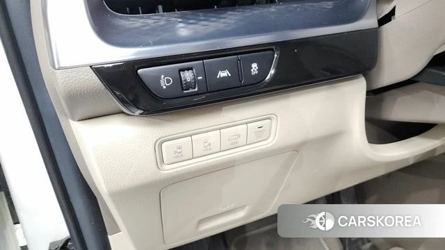 Kia Carnival 4th generation id 4402362 из Кореи 19