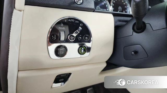 Rolls-Royce Cullinan id 4459043 из Кореи 19