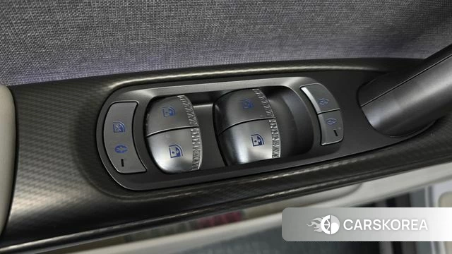 Genesis GV60 id 4716292 из Кореи 19