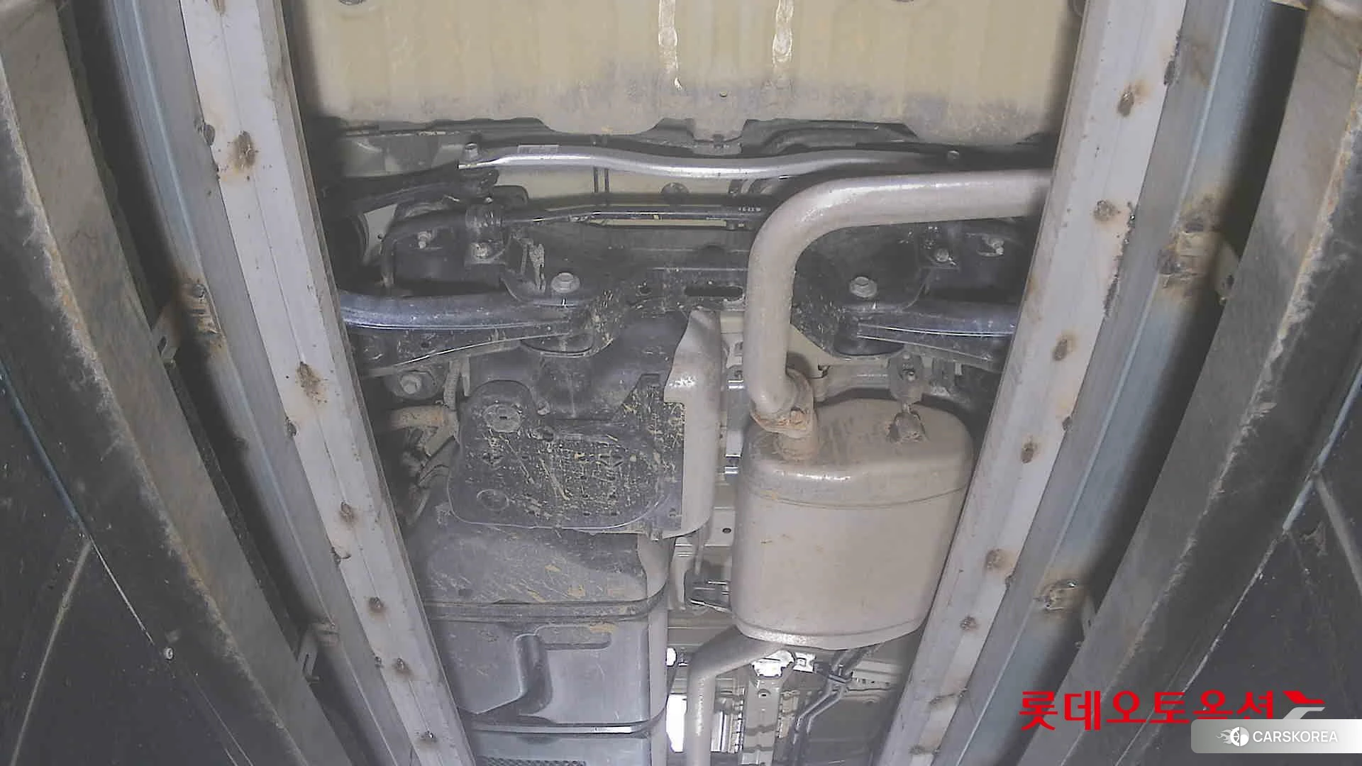 Kia Carnival id 4909292 из Кореи 19